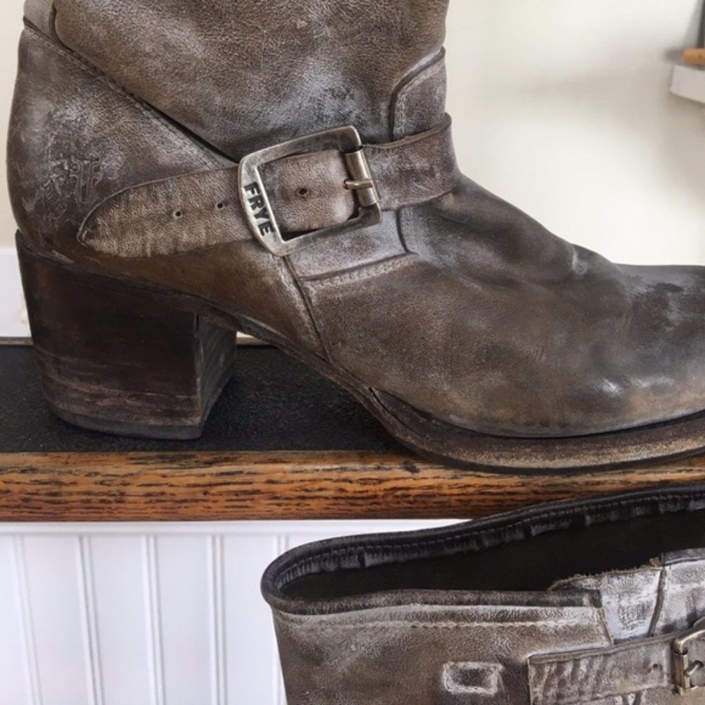 Frye women's size 10 boots